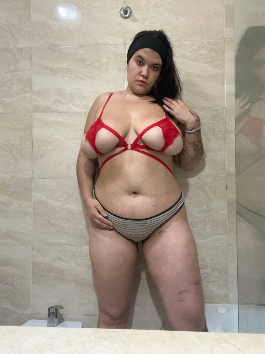 ashley tweet media