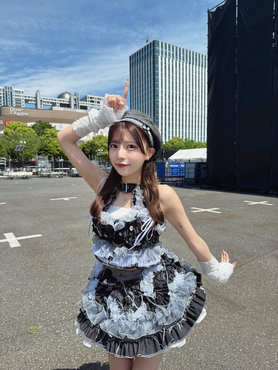 前田好美 【NiLUNLOCK】 tweet media