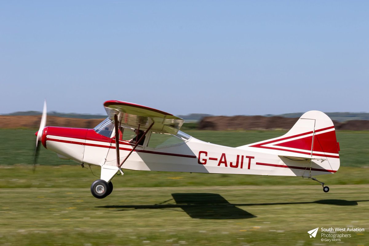 swaviaphoto's tweet photo. Last weekend down at #middlezoy for the @AUSTERCLUB #flyin
#avgeek #somerset https://t.co/kKEkfeH3uO