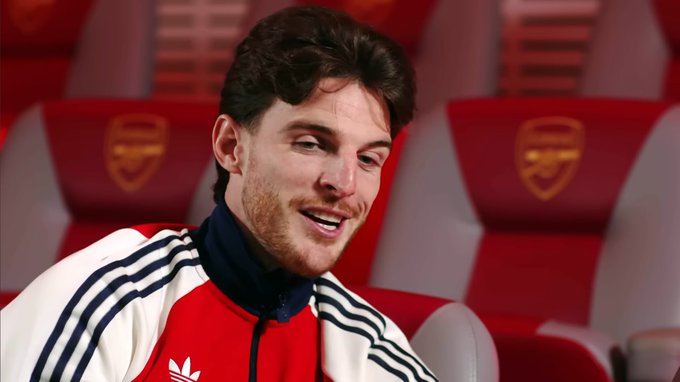 ديكلان رايس عن محمد صلاح: أنا سعيد برؤية صلاح يقترب من نهاية مسيرته لأنه لاعب رائع وسجل أهدافًا كثيرة ضدي! مزاح بنكهة المعاناة عندما يكون الخصم هو صلاح. المصدر: تصريحات صحفية 