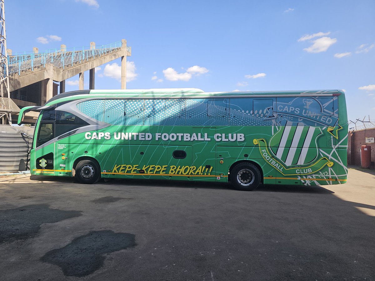 capsunitedfczw's tweet photo. Iyi ye bus rekunaka inogona bhora manje. 80 minutes to kick off. Famba Kepekepe https://t.co/M1byOKh3Rx
