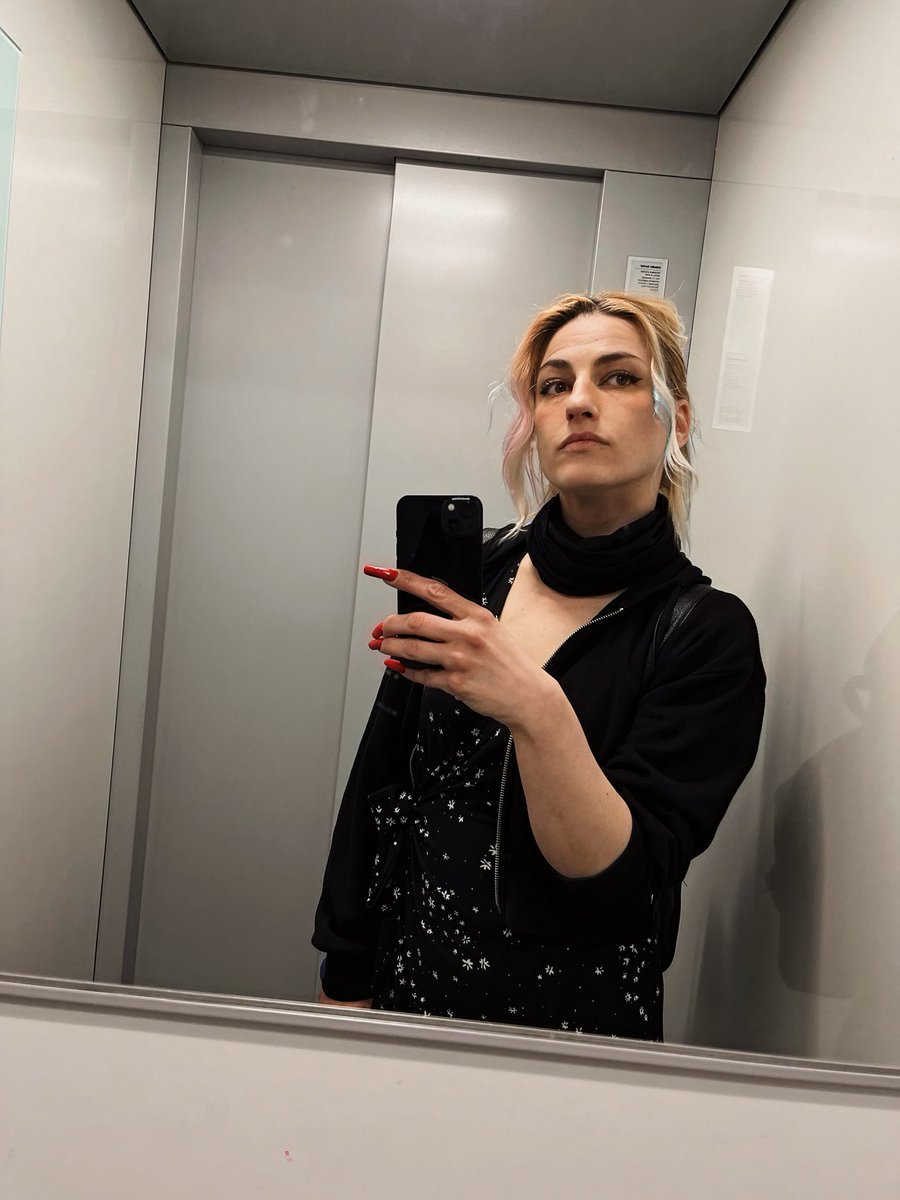 Goddess Elza tweet media