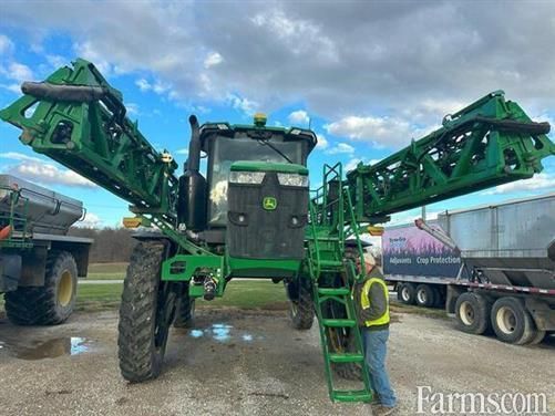 FarmsNews's tweet image. 2022 John Deere 612R 👇

Boom leveling, 120-foot boom width, ExactApply, guidance ready, hydraulic tread adjust, 15-inch nozzle spacing, and more.

usfarmer.com/chemical-and-f…

#Fertilizer