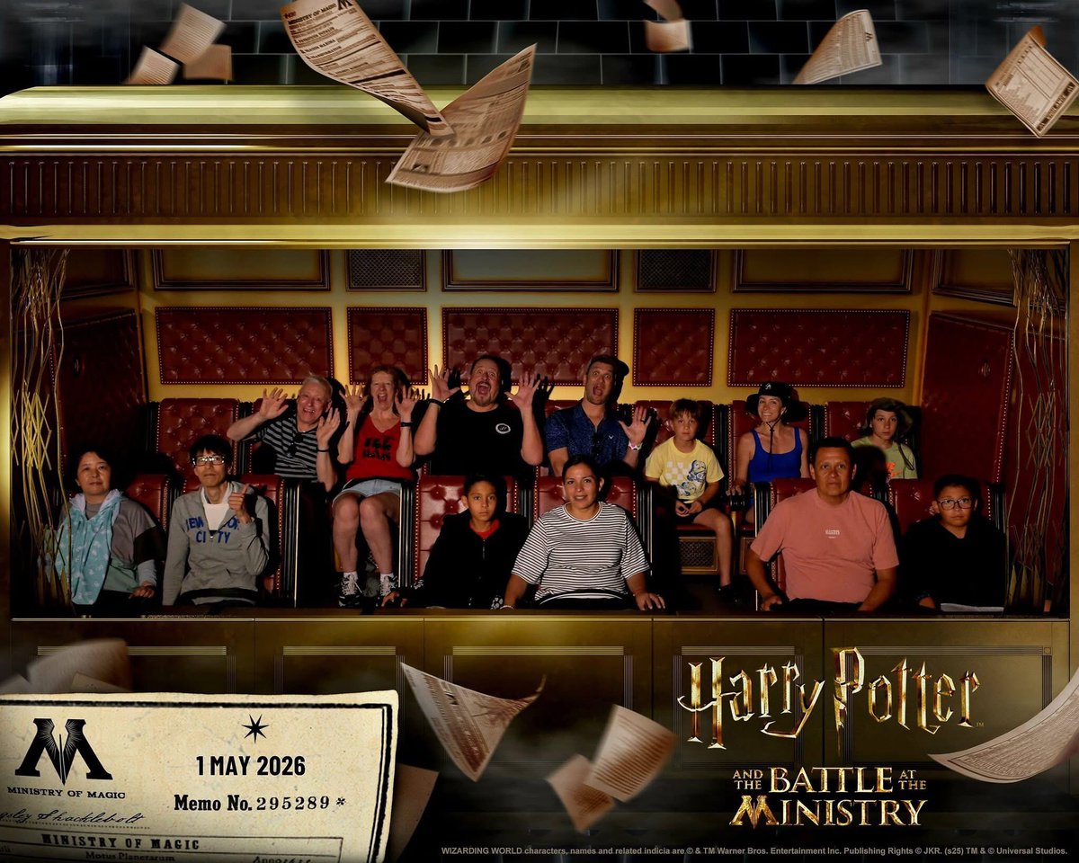 SimonPatrickUK's tweet photo. We had to return to #EpicUniverse yesterday, to ride some of our favourites again. “Harry Potter and the Battle at the Ministry” is on such a scale I’ve never seen anything like it before, it truly blows your mind! 🤯 https://t.co/woab2mbGo9