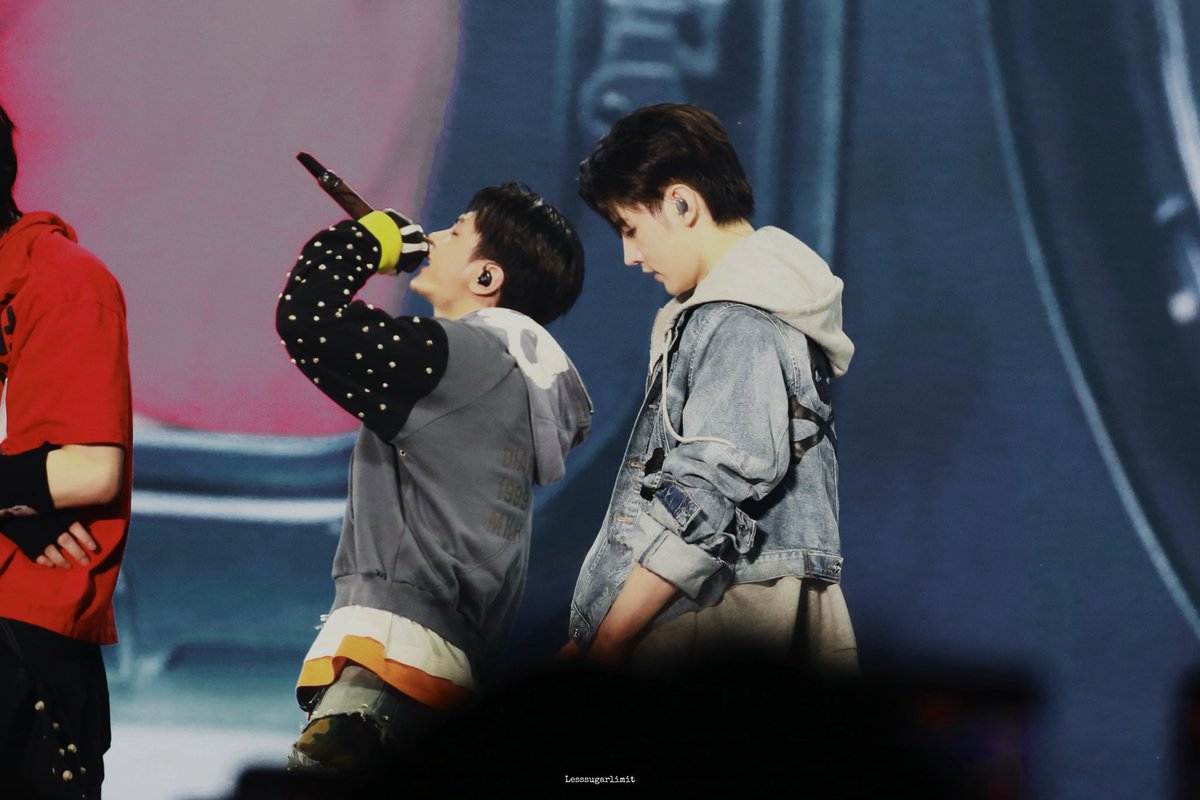Lesssugarlimit's tweet photo. 260502

#JAY #SUNGHOON 
#흑백즈 #jayhoon #hoonjay
#종성 #성훈 
#BLOODSAGA_IN_SEOUL_DAY2 https://t.co/P0zsLyJsrz