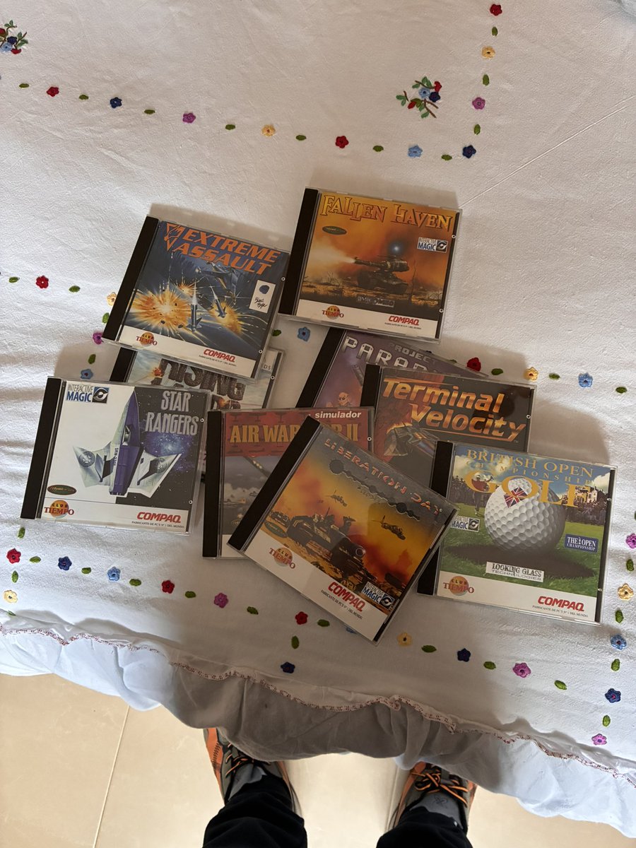 vitorinoperalta's tweet image. Que buenas colecciones se hacían antaño para PC #pc