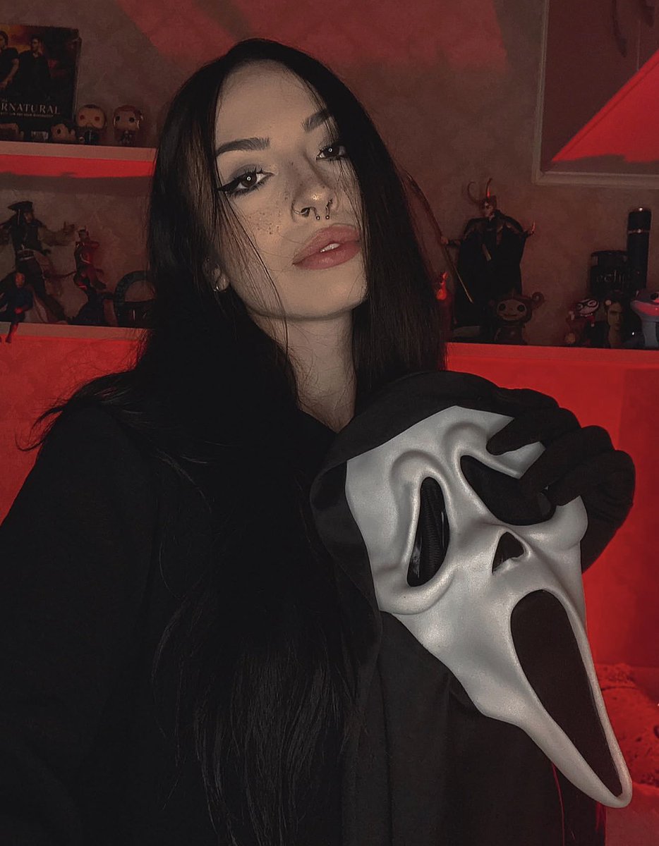 Scream Corridor tweet media