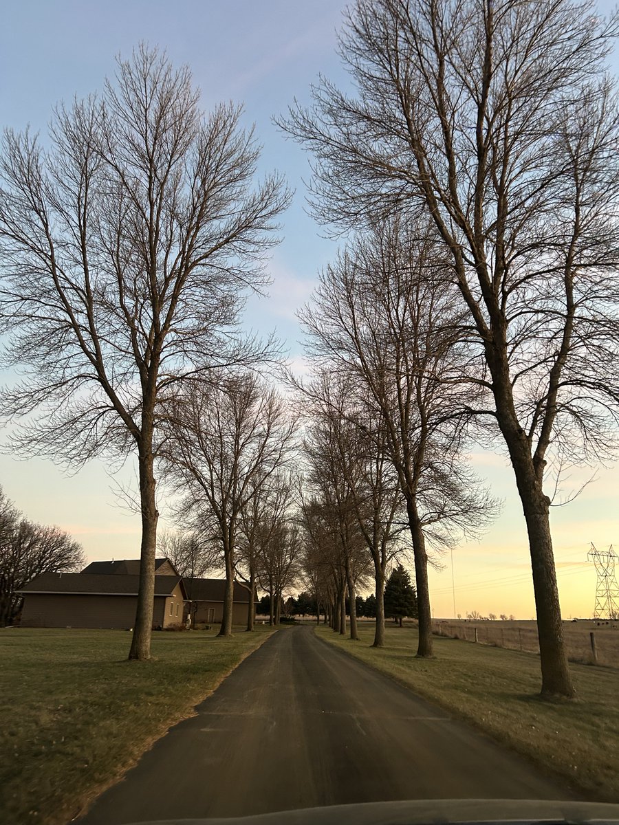 iamceilace's tweet photo. Brandon, SD…. https://t.co/HbEZZYnDuL