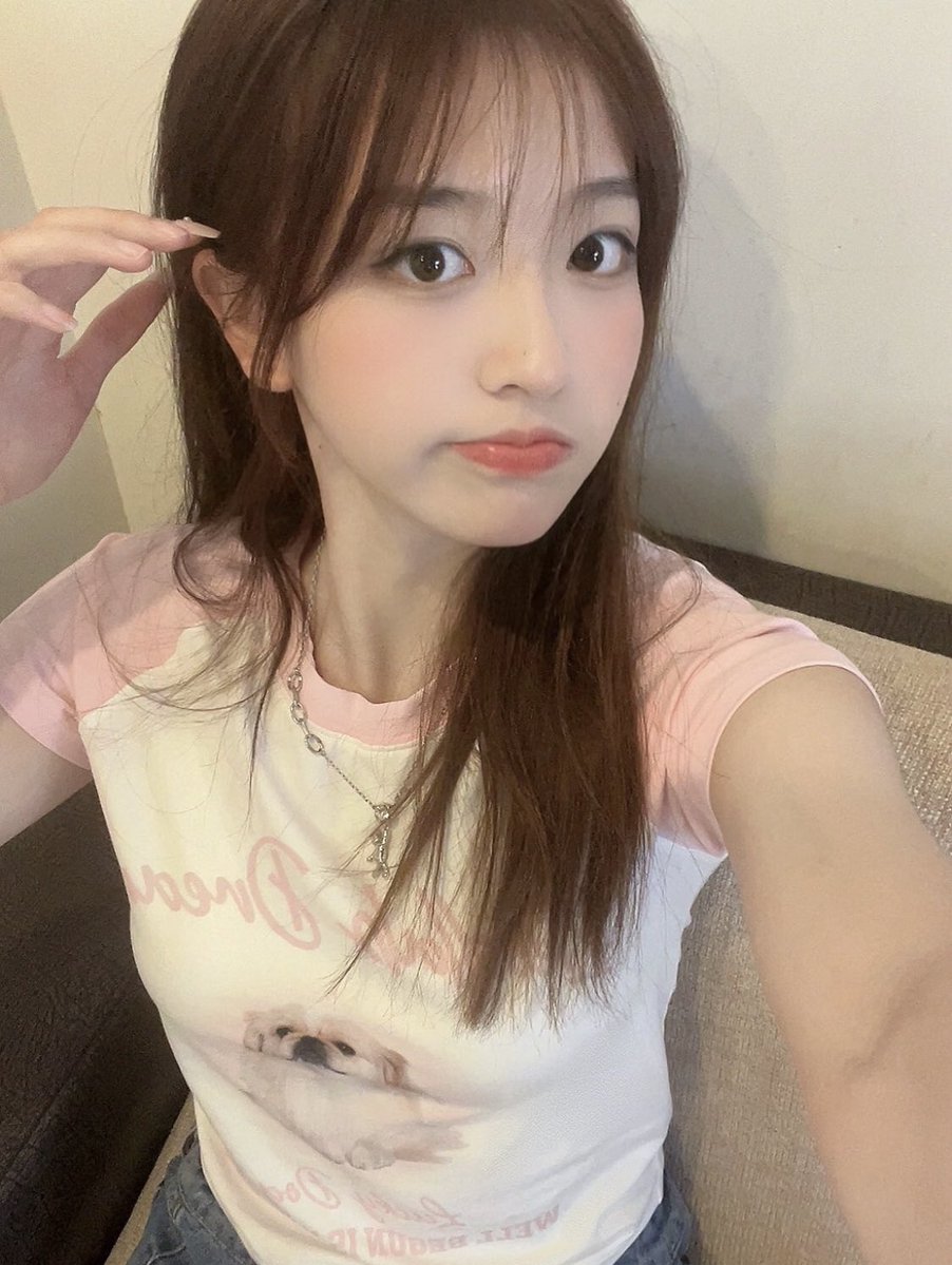 林允 tweet media