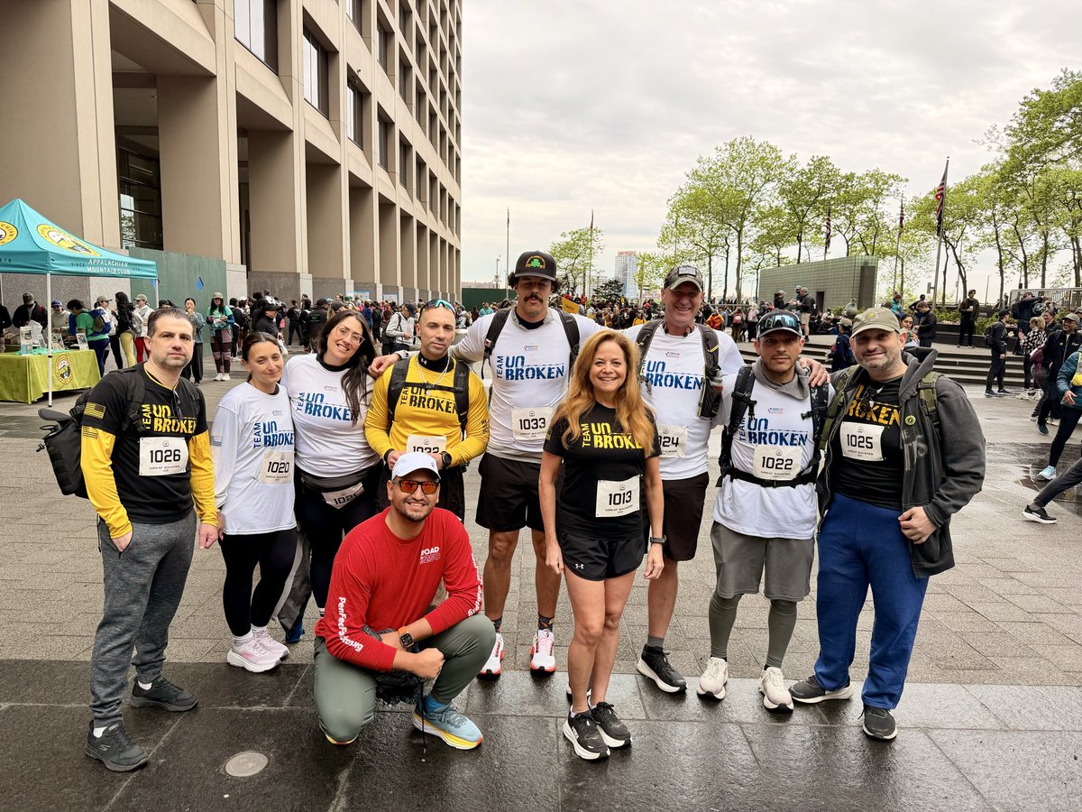 AndreaMcCarren's tweet image. Doing NYC‘s iconic 32 mile Great Saunter with Team Unbroken, a group of combat veterans and their supporters. Missing their inspiring leader, Gretchen Evans!
#team #NYC
