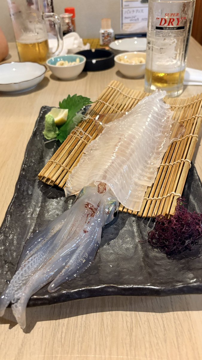 fackindope's tweet photo. #九州満喫中

ヤリイカ
本カワハギ
ウマズラ

何食べてもハズレがないし
壱岐焼酎安すぎてビビる

#福岡 #宗像
#活つくり
#壱岐の島　#壱岐っ娘 https://t.co/hxpwJknT22