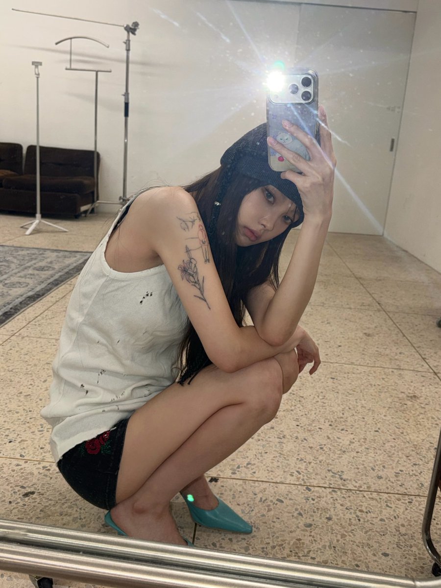 jihyangtime's tweet photo. https://t.co/yZMxAatytZ