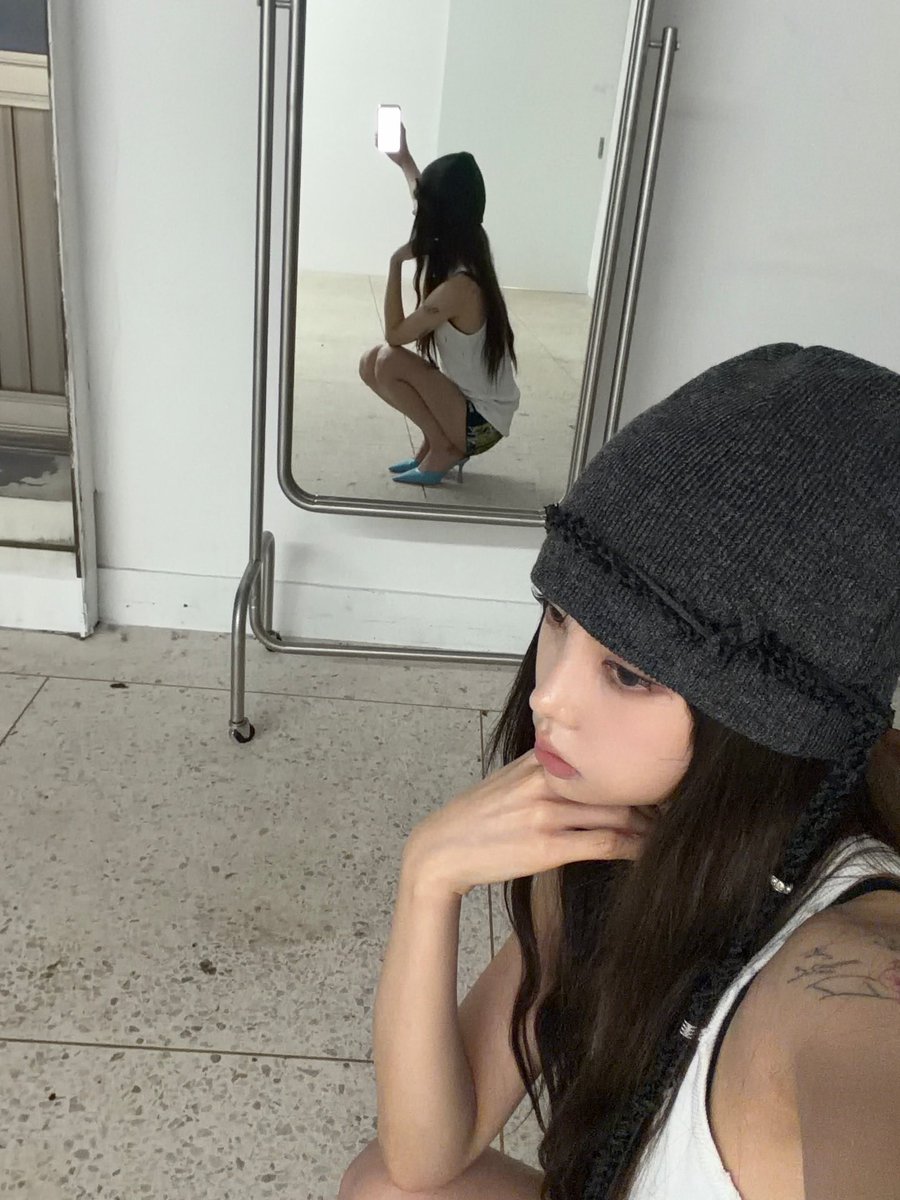 jihyangtime's tweet photo. https://t.co/yZMxAatytZ