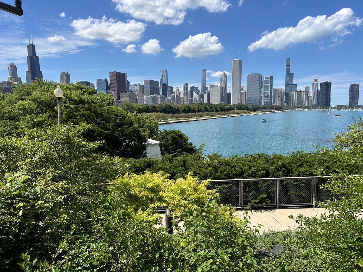 iamceilace's tweet photo. Shedd Aquarium, Chicago, Illinois…. https://t.co/rK3t00mfMk