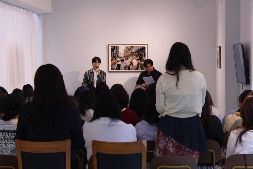 miniki_sky's tweet photo. 260502 dowoohan 인스타그램
Today Field/ Within Audience sharing project day 1
Thank you our artist @chamiro @dowoohan @dowoooo_
Thanks to everyone who showed up,
for being fully present,
for sharing this space with us.
#도우 #한도우 #dowoohan #도우한인스타그램 https://t.co/3AtE7LVBu4