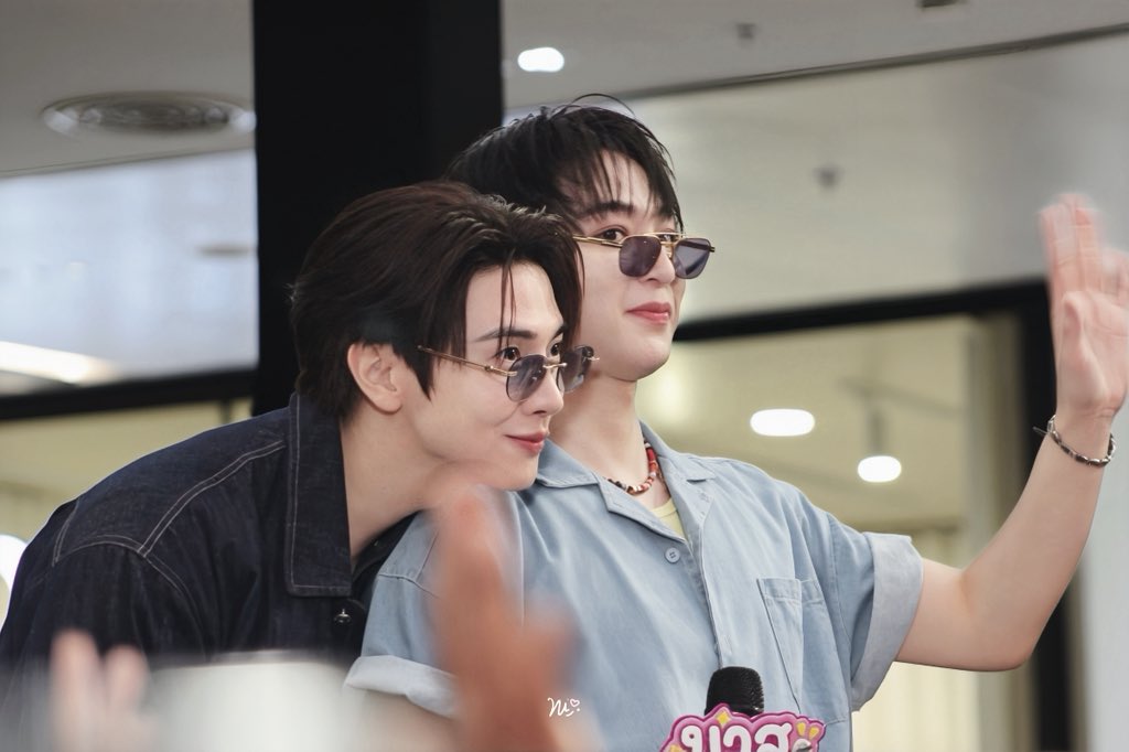 limnannii's tweet photo. ไหล่นี้พี่จองค้าบ ♡

MAXKYBAS AT CENTRAL BANGNA 
#MaxkyBasxCentralBangna https://t.co/7zeAHmgYZ1