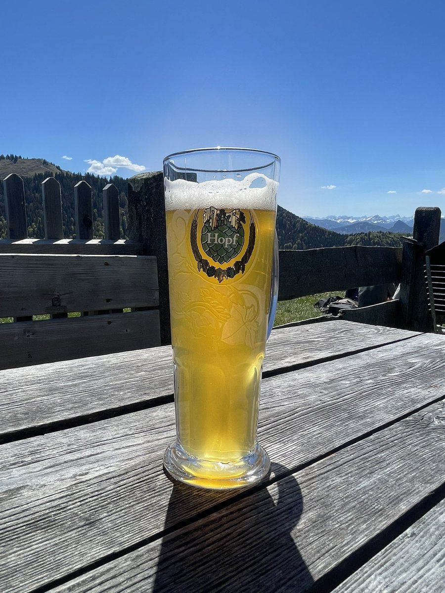 joeemgee's tweet photo. 🏔️🥾☀️🍺 https://t.co/yRk1oEiRwo
