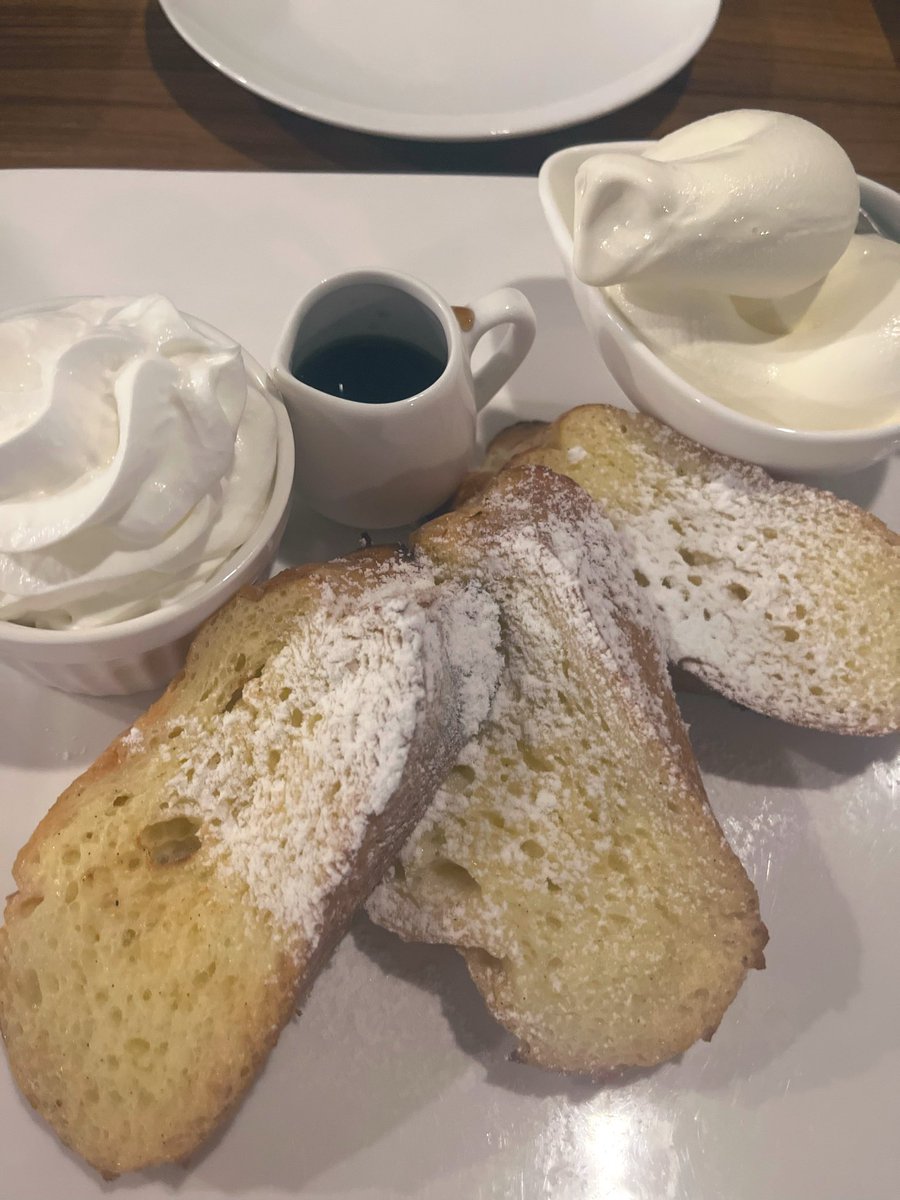 ENDOFRICE's tweet photo. 頑張ったご褒美に🍨

バチくそ美味ぇ

もう一度言う

バチくそ美味ぇー‼️ https://t.co/AgTo3WO1et