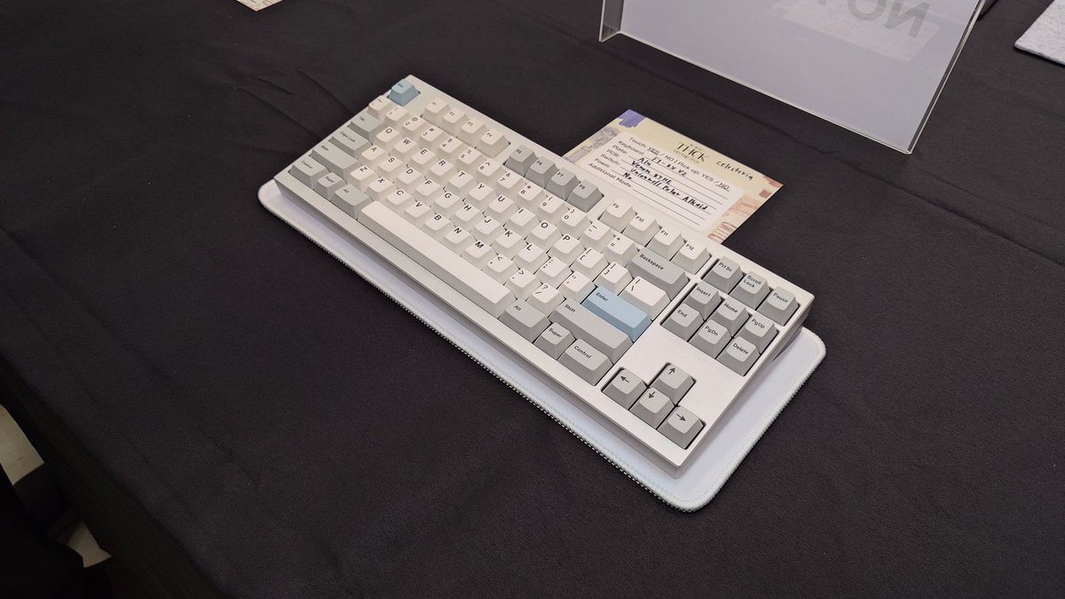 celesteria tweet media
