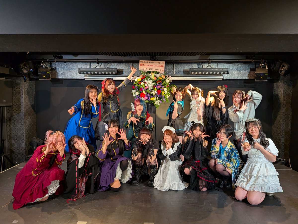 本日は OSAKA GUILD &amp; MOFRU LIVE vol.5 2部キャストライブ@心斎橋KuRaGeにご来場頂き誠にありがとうございました🙇‍♀️🤍

盛りだくさんのライブ楽しんでいただけましたでしょうか？
感想や写真は是非 #ギルもふライブ大阪vol5 でポストして下さい✨

今後ともギルドもふる桃猫堂を宜しく御願い致します🙇‍♂️