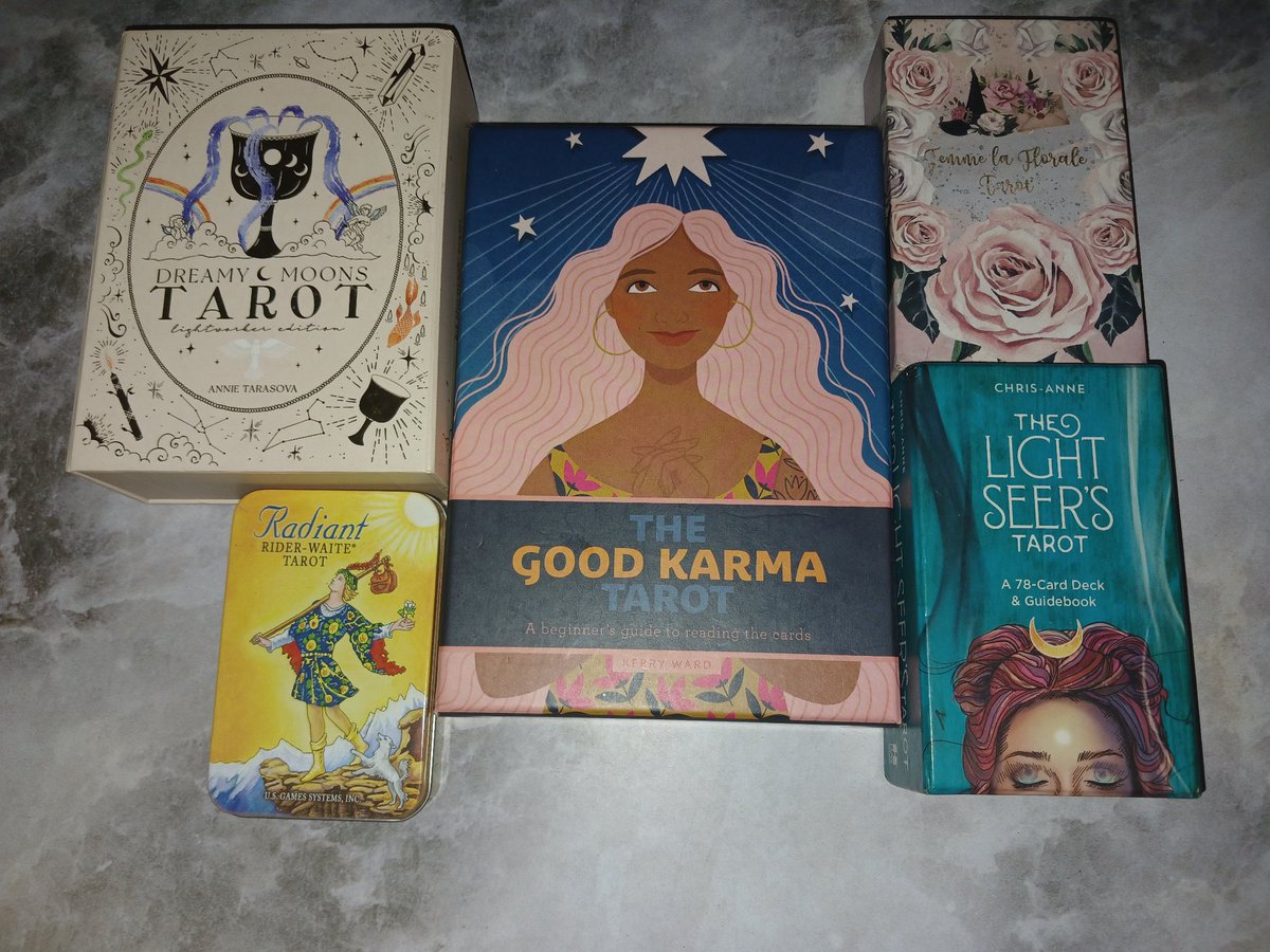 Sera — Divina Code Tarot tweet media