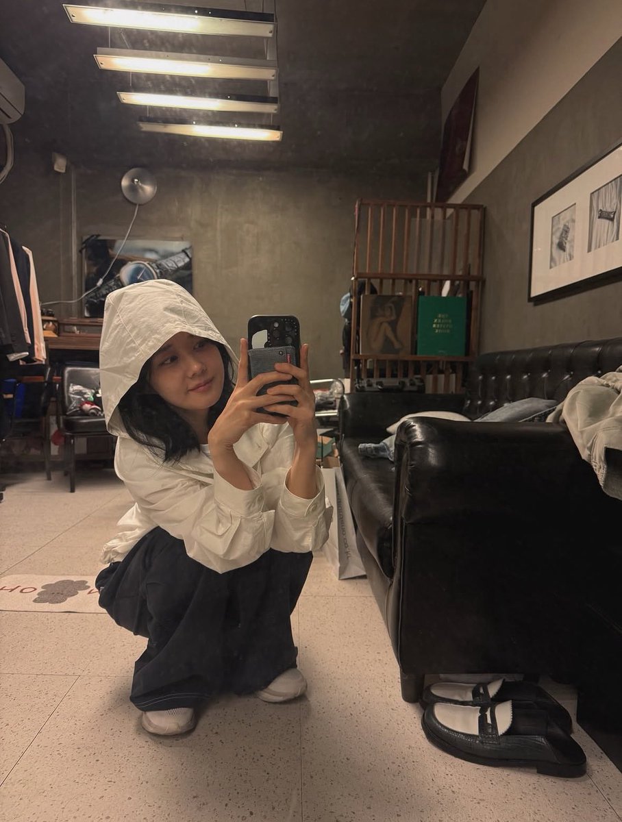 myaprilstory's tweet photo. 260502 #장나라 인스타그램

일상 날스타그램 왔다!!! https://t.co/PjrYedzQXE