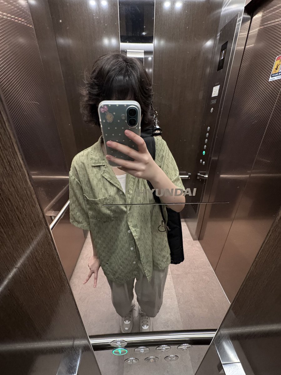 두더지 tweet media