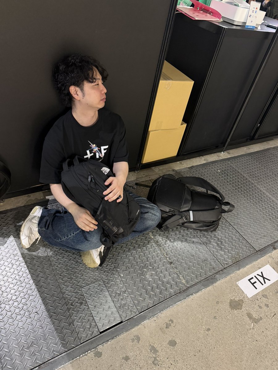 あきら tweet media