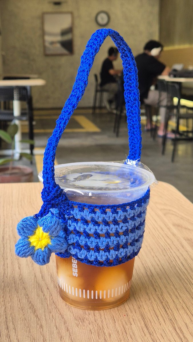 rspiraa's tweet photo. CZ your cup just deserves an outfit too😋

LUCU BGTTTTTTT AAAAAAAA

KALO MAU BISA PESEN DI AKU YAAA, bisa req ukuran, warna, bentuk, motif dll😍😍😍🫰🏼 https://t.co/RdY0b1Zk1C
