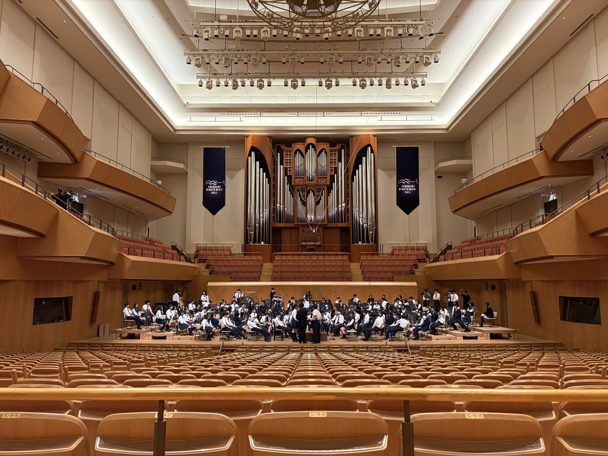 imanabun's tweet photo. 本日は朝からこちら。
昨年末からお世話になっている関東学院中学校高等学校オーケストラ部の定期演奏会。
第2部ポップスステージにディレクターとして関わらせていただきました。

本番はリハの為、残念ながら観れず……
部員たちの健闘を祈ります！！
Toi, toi, toi! https://t.co/dcDQzK4F3J