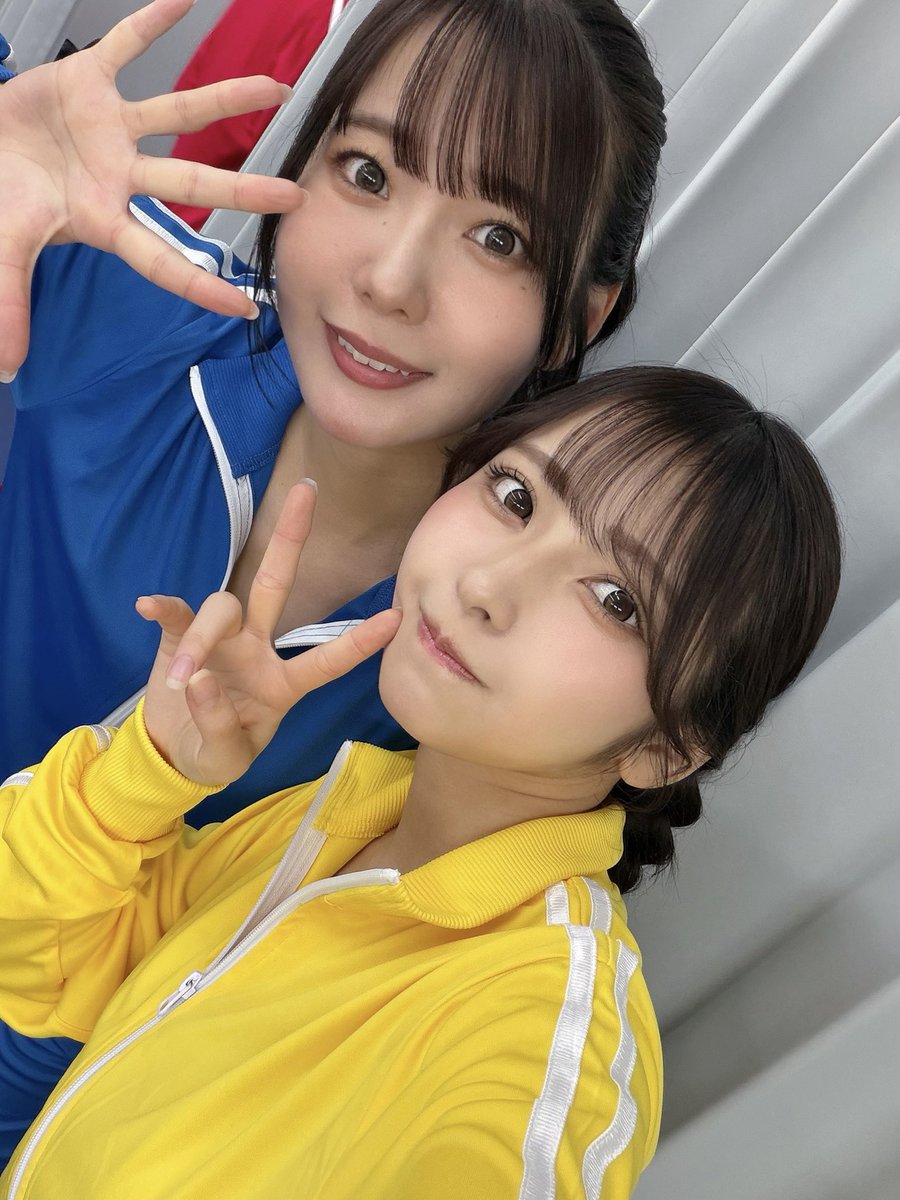 toomi_nico's tweet photo. ﾋｭｲﾋｭｲさんだよ💛
久々～！とか思ったけど4日前くらいに会ってたに(   ◜ω◝ )

5/24の生誕呼んでくれてありがと🎂

ぽみもゲストで出る奥ゆい生誕は、
今日20時からチケット二次販売あるよーん！

🎫https://t.co/AsW1IYkjJJ https://t.co/Ll2ZlEtbfy