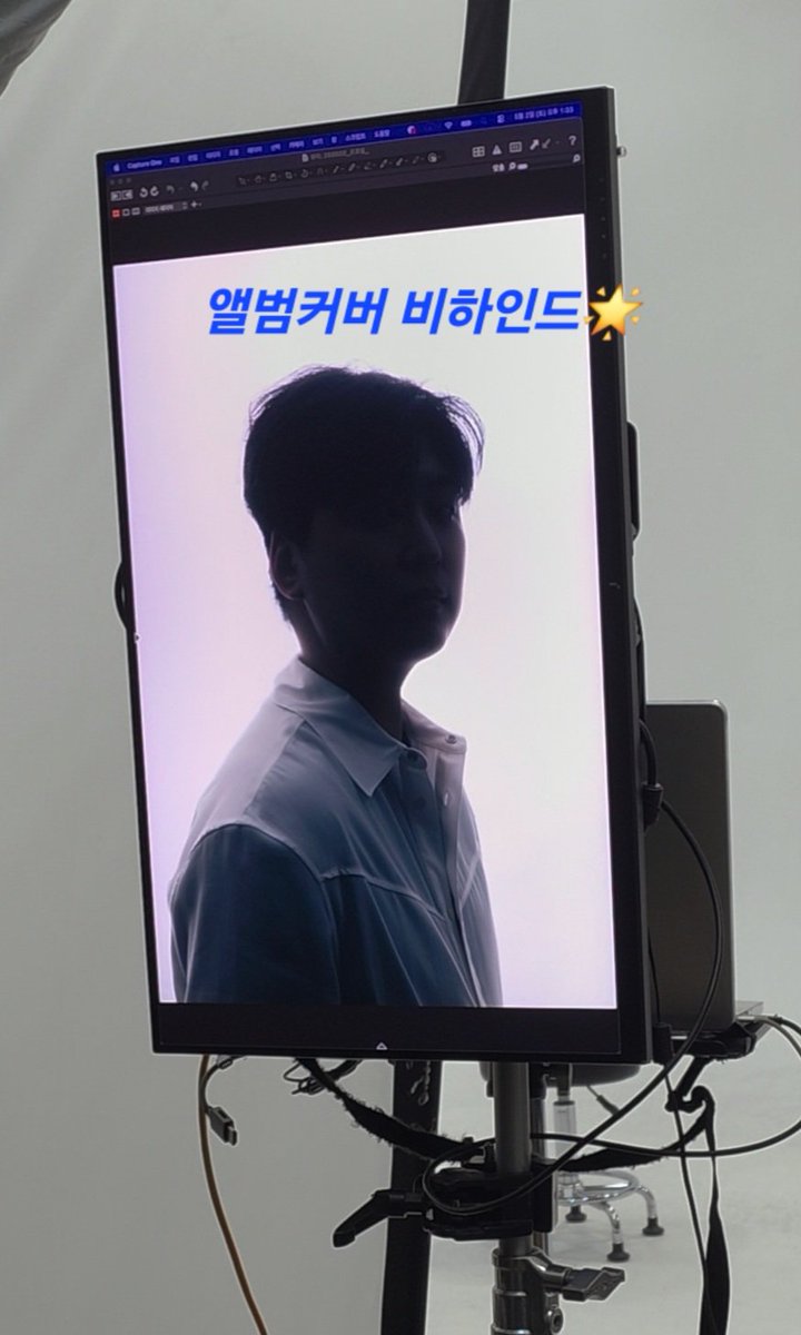 bcommu0317's tweet photo. 🌟《별이 빛나는 밤에》
📸 앨범커버촬영 비하인드❗️
📌6월 coming soon
#ProjectVoice #강성우 #별이빛나는밤에 https://t.co/cXBInp1enA