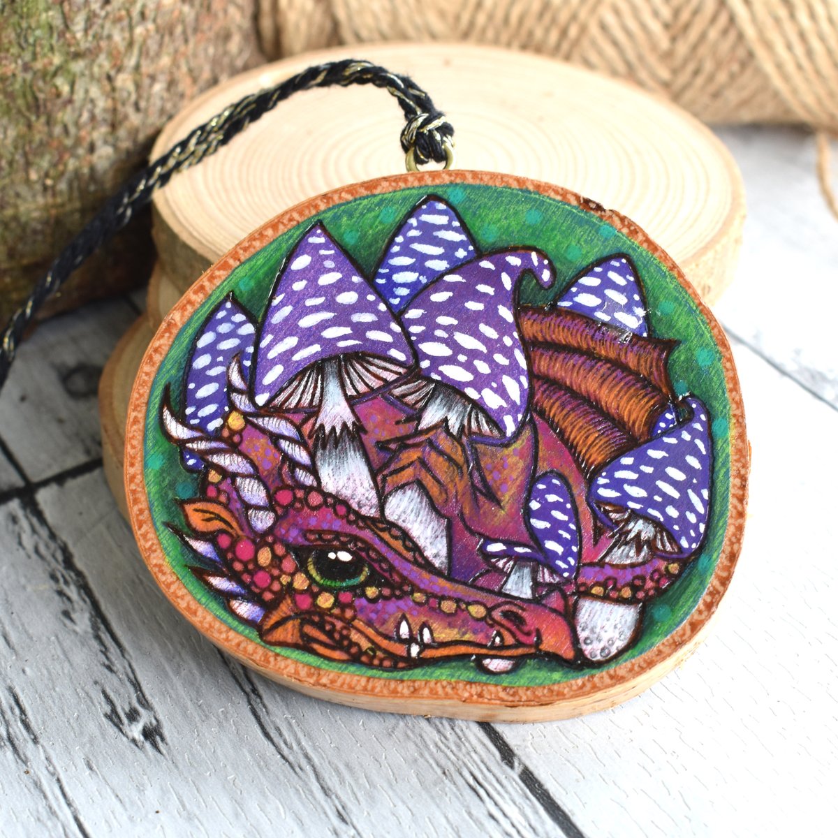 ukSarahDesigns's tweet photo. New in my #folksy shop today! Fungi Dragon pyrography with colour hanging woo... - Folksy https://t.co/odc45lymBv #newonfolksy https://t.co/ryBQcTd978