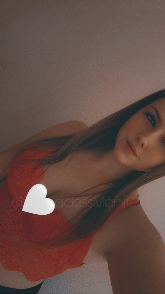GoddessMonii✨ tweet media