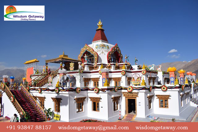wisdom_getaway's tweet image. Hemis Monastery A peaceful escape into Ladakh’s spiritual heart, where tradition and tranquility meet.
Feel the calm, witness ancient rituals, and soak in the mountain serenity. #Ladakh #Holidays