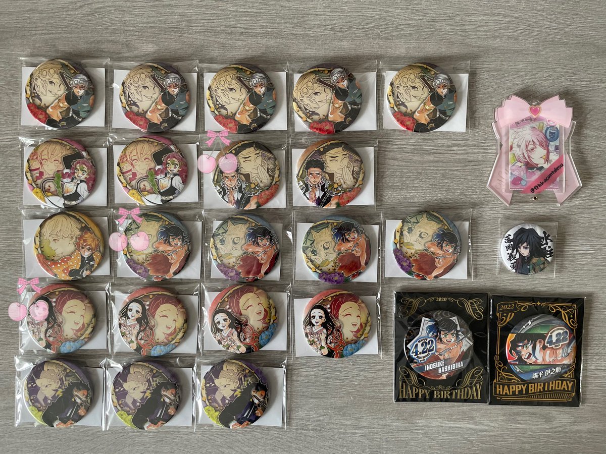 trhkacuntdesu's tweet photo. 鬼滅の刃 缶バッジ 交換 譲渡

【譲】画像のもの
【求】定価(＋送料)

✧宇髄は同数、和紙缶義勇は2点🍒よりお迎えください

全て手放したい為まとめて優先

大阪手渡し、郵送可⭕️
お気軽にお声掛けくださいませ🐰🎀 https://t.co/wbccTSFnUR