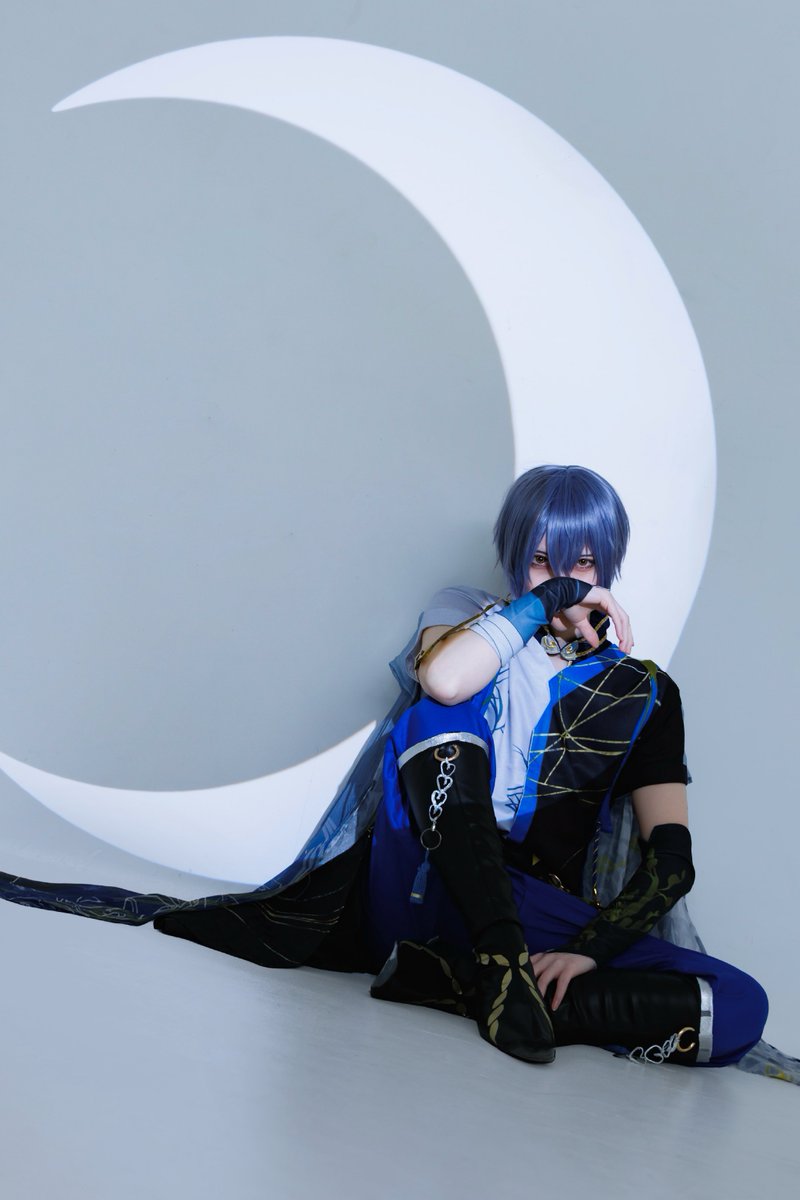 Cosplay👻 🔪

┈┈┈┈┈┈┈┈┈┈
       三日月と白狼
┈┈┈┈┈┈┈┈┈┈
