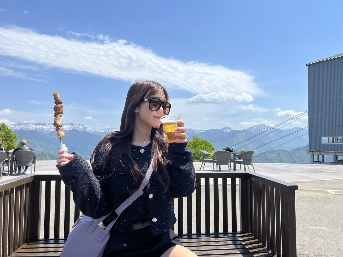 rika_bombs's tweet photo. ビバ！GW！
越後湯沢は素敵なところ！🍶🤍 https://t.co/zD4c8yOHiR