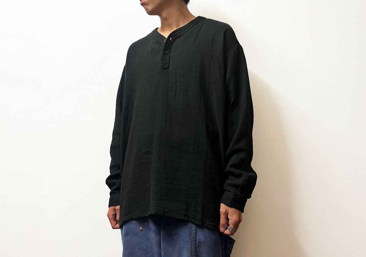 SEEK_SAPPORO's tweet photo. New Arrivals 

カットソー感覚で着れるプルオーバーシャツ
ダブルガーゼ素材なのでソフトな肌触り。
シルエットも抜群
欲しくなるやつです
ぜひ手にとってみてください

Nasngwam. VAGRANT SHIRTS

onlinestore https://t.co/l7zbwv1FMB       
instagram https://t.co/rhKkewqyW3 https://t.co/JWHBKubiPA