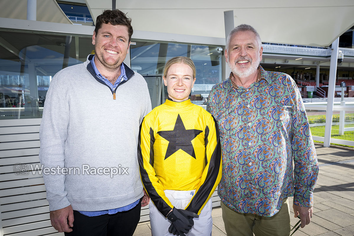 Western Racepix tweet media