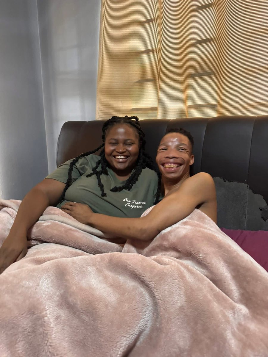 Thato01 tweet media