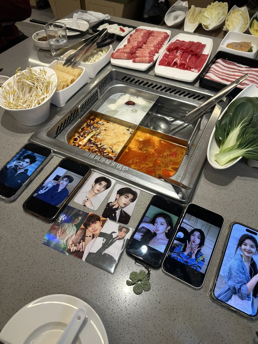 룽 tweet media
