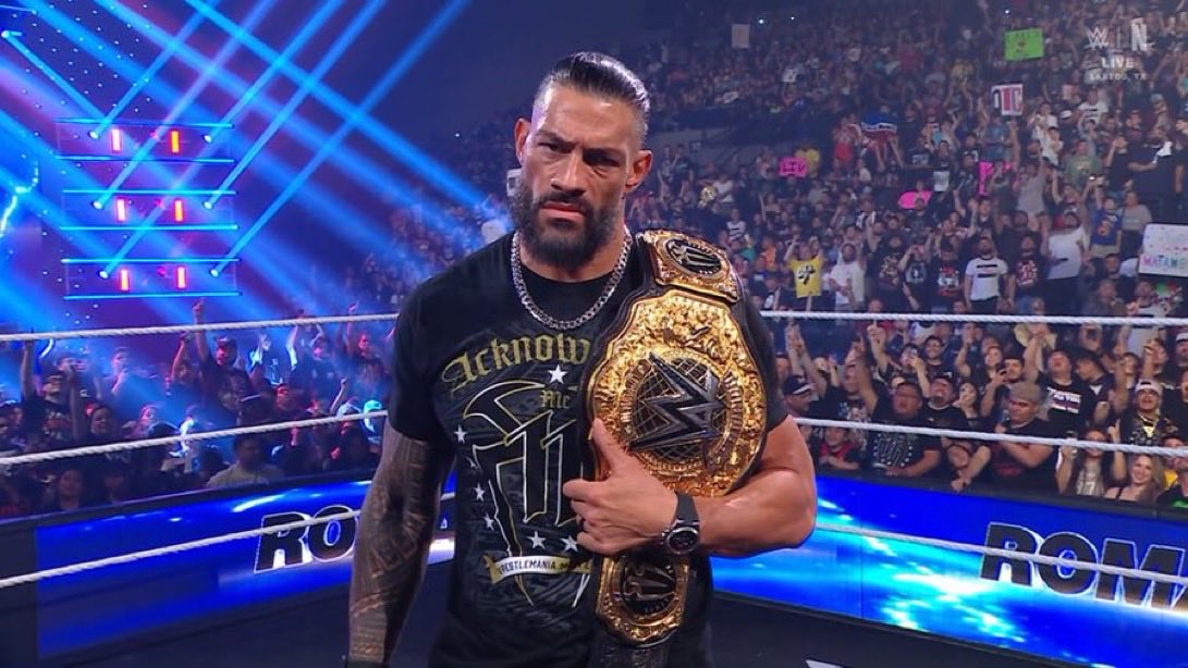 wrestlecuts's tweet image. #WWERAW #SMACKDOWN
Since Roman became champion, ALL the Bloodline members are now involved in the story,  in both brands 
Usos,Jacob,Solo,Talla,Tama,Tonga,Jc 
🫡 we are so back ( even Jacob was talking to someone 🫣more members of bloodline ? ) #WWE #RomanReigns