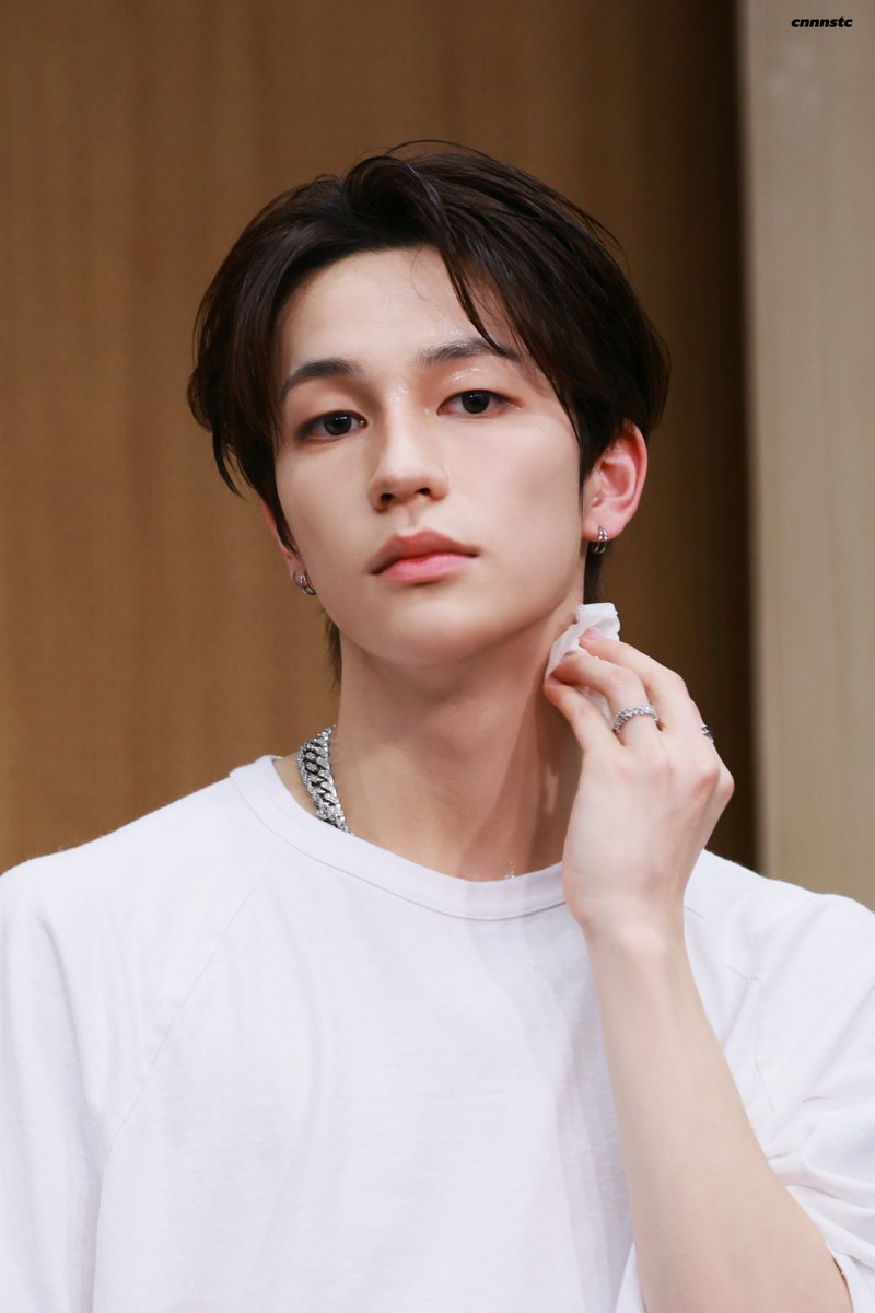 신중이 tweet media
