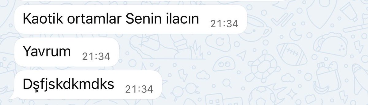 ececob4n's tweet photo. beni benden daha iyi tanıyan biri…
en sevdiğimmmm <3 https://t.co/HU8FO2ByrJ