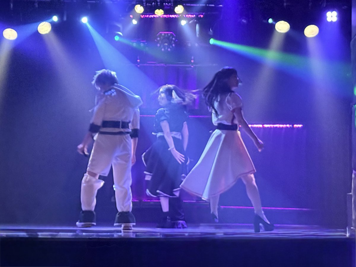 本日はEvil Charmありがとうございました！

次回なんばHatchでお会いしましょう。。

t.pia.jp/pia/event/even…
