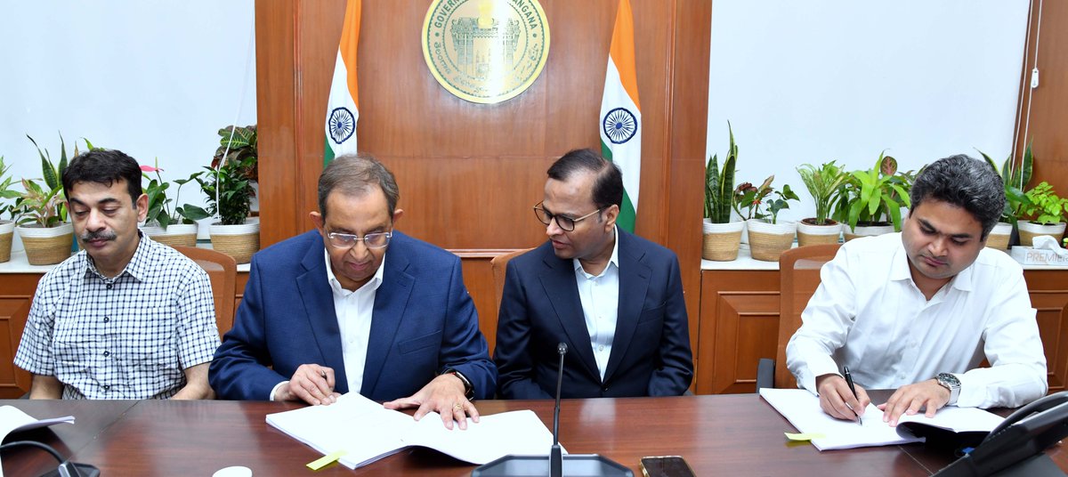 RailAnalysis's tweet image. Telangana Government secures full ownership of #HyderabadMetro #Phase1 through Rs. 1,461 crore strategic acquisition

Read more: railanalysis.in/metro/telangan…

#HMRL #LarsenandToubro #Metro #Telangana #Equity #Agreement #Infrastructure #Connectivity #UrbanMobility #RailAnalysis