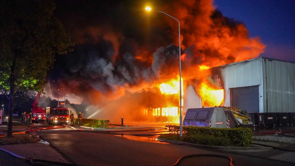 Brand in Ermelo met effecten waarvoor NL-Alert is verstuurd