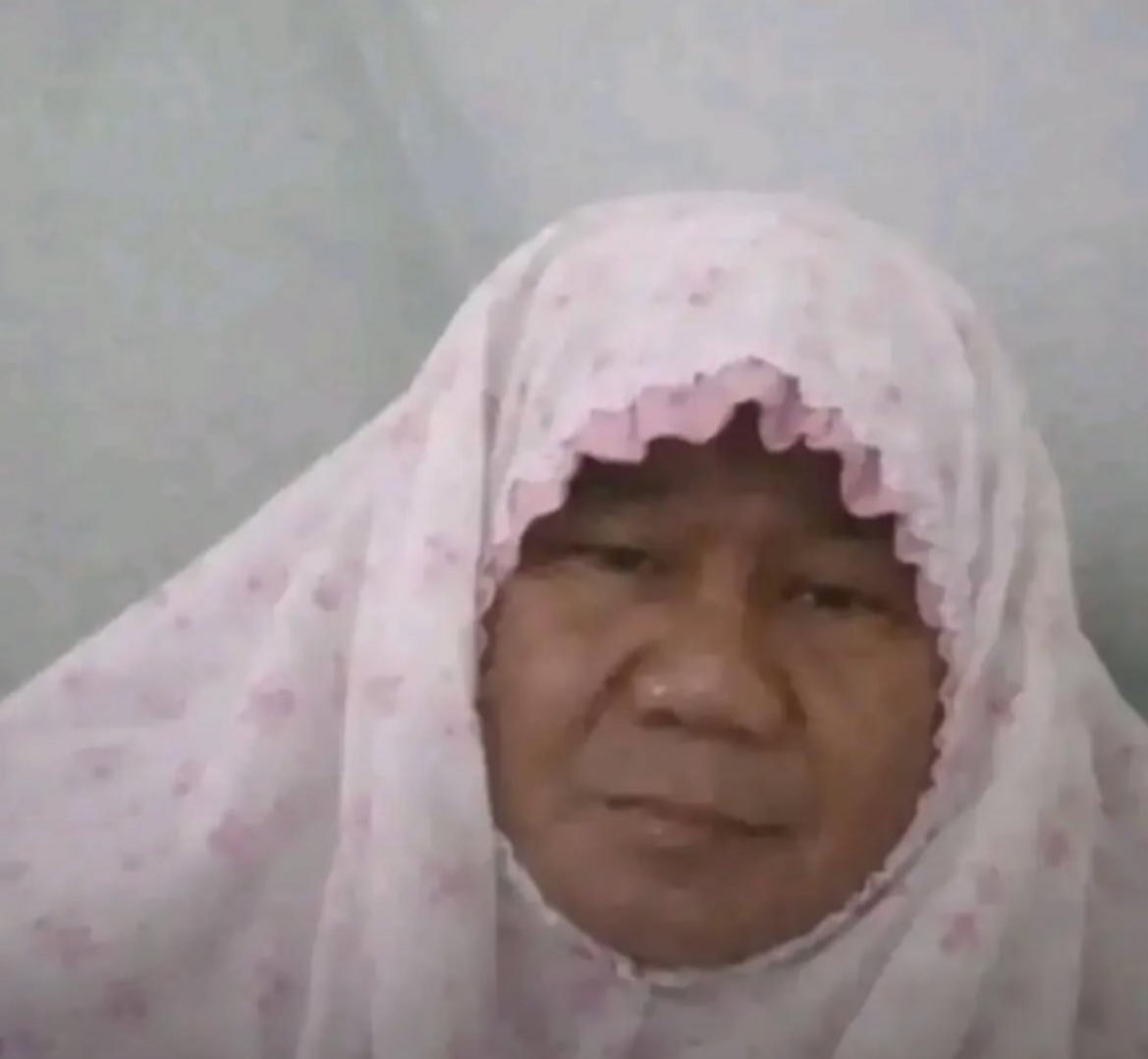 pisang tweet media