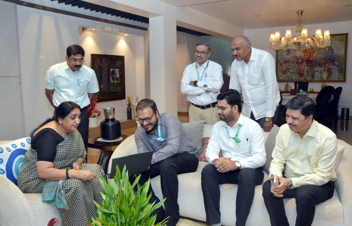 Sunetra Ajit Pawar tweet media